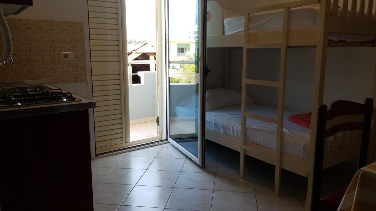 Apartments Rezidenca Sinani Orikum Ngoại thất bức ảnh